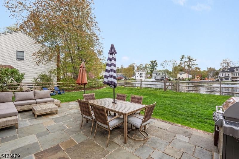 Sunset Lake - Residential