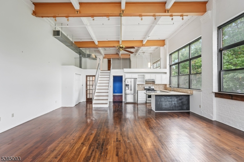 Highland Ave Lofts - Residential