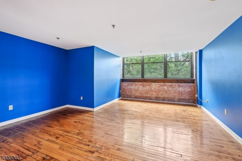 Highland Ave Lofts - Residential