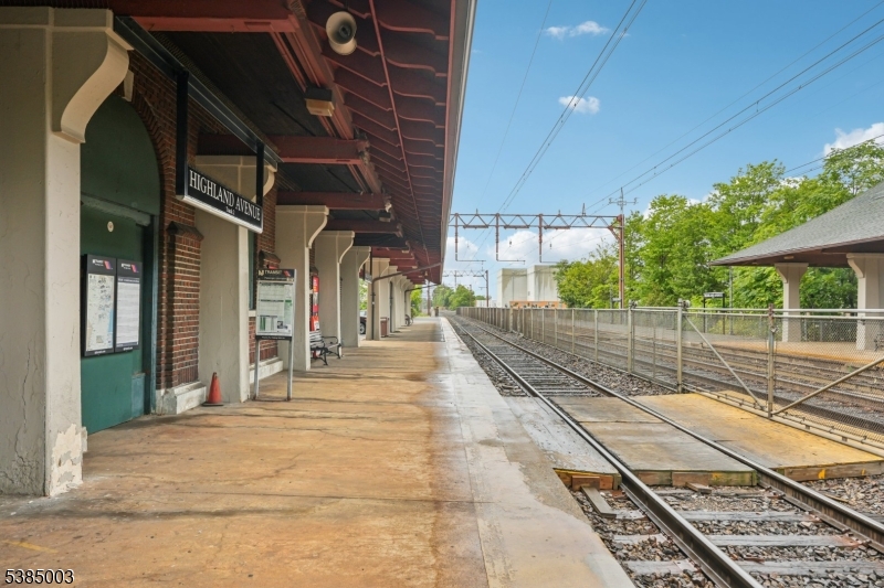 Highland Ave Lofts - Residential