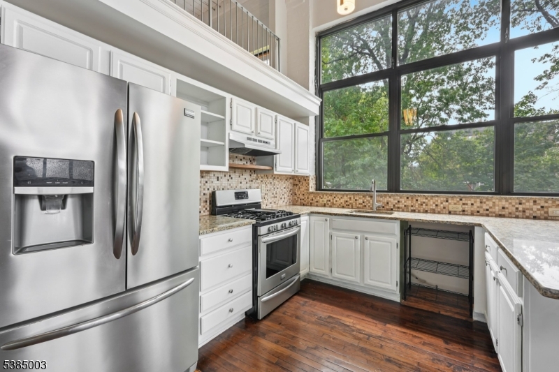 Highland Ave Lofts - Residential