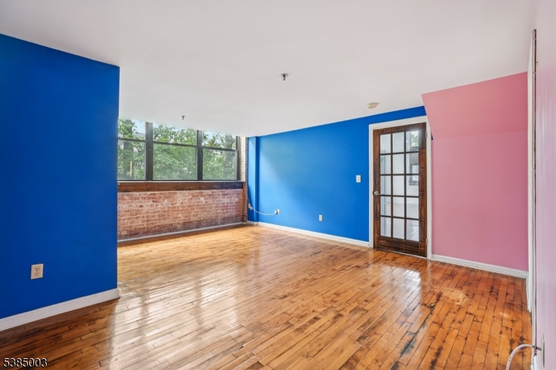 Highland Ave Lofts - Residential