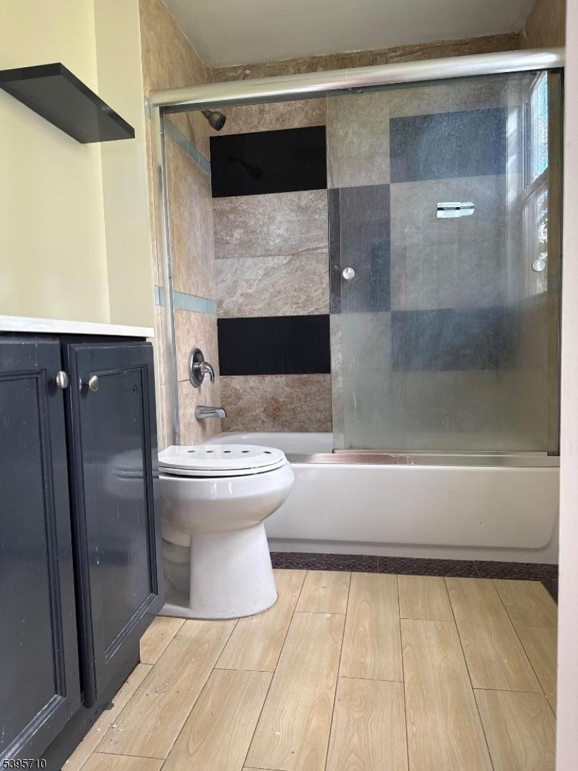 Lake Nelson - Residential Lease