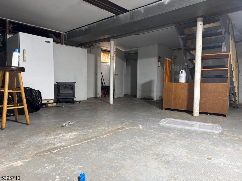 Lake Nelson - Residential Lease