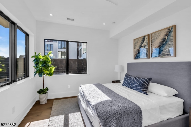 Seven Presidents Park - Residential