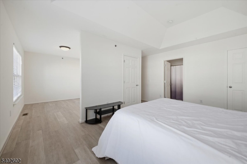 Warren Heights - Residential