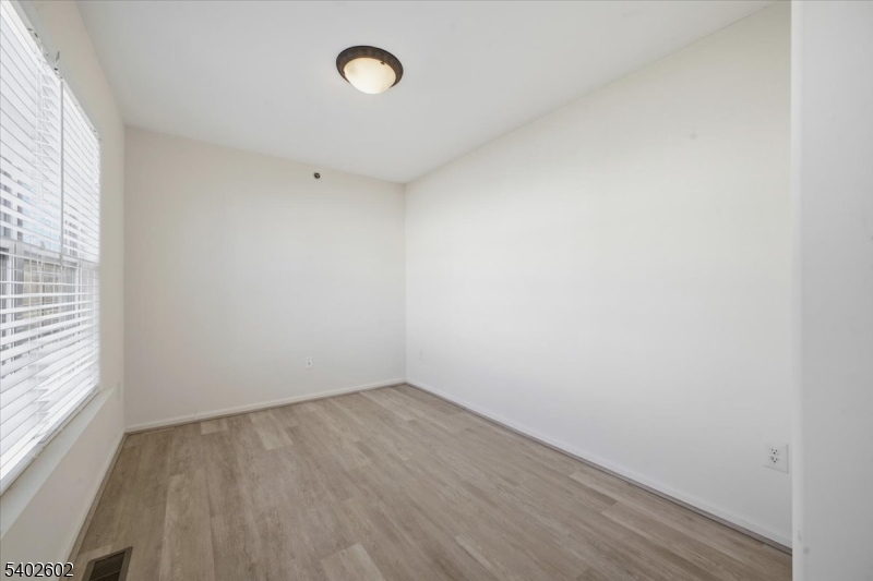 Warren Heights - Residential