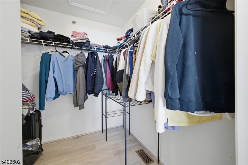 Warren Heights - Residential