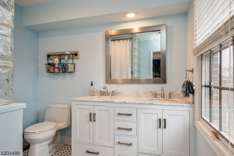 FLORHAM ON THE FAIRWAYS - Residential