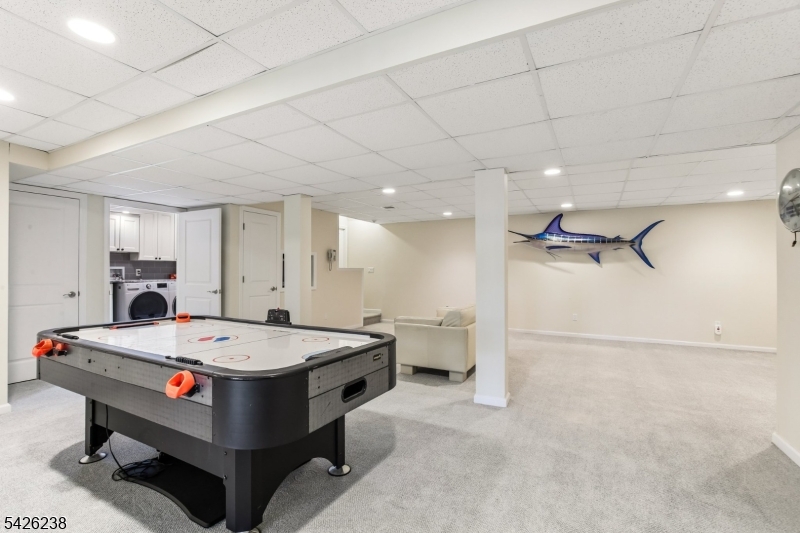 Riker Hill - Residential