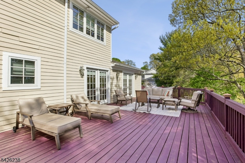 Riker Hill - Residential