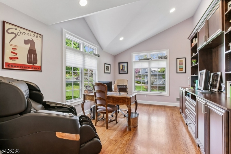 Riker Hill - Residential