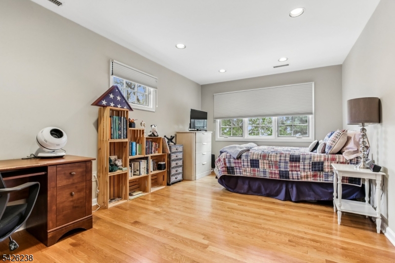 Riker Hill - Residential