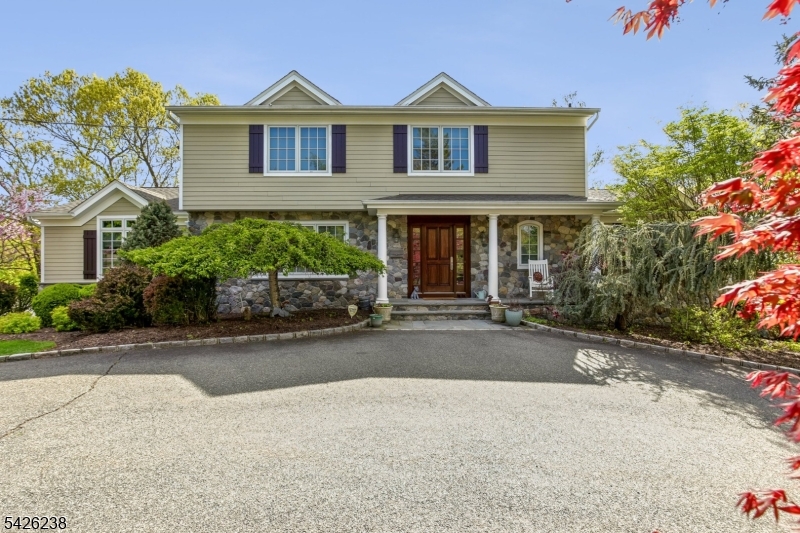 Riker Hill - Residential