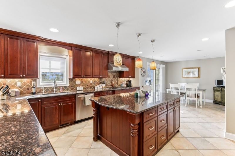 Riker Hill - Residential