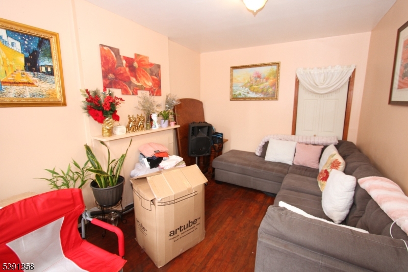 Sandy Hill - Commercial Sale