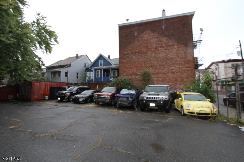 Sandy Hill - Commercial Sale