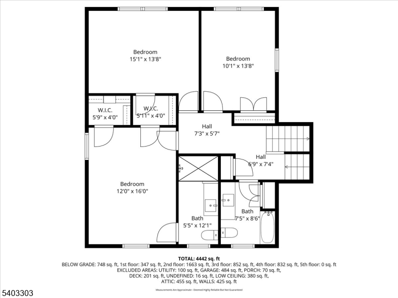 Main image without alt text