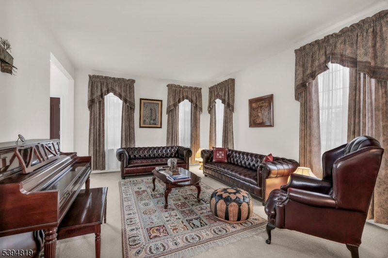 Hampton Chase - Residential