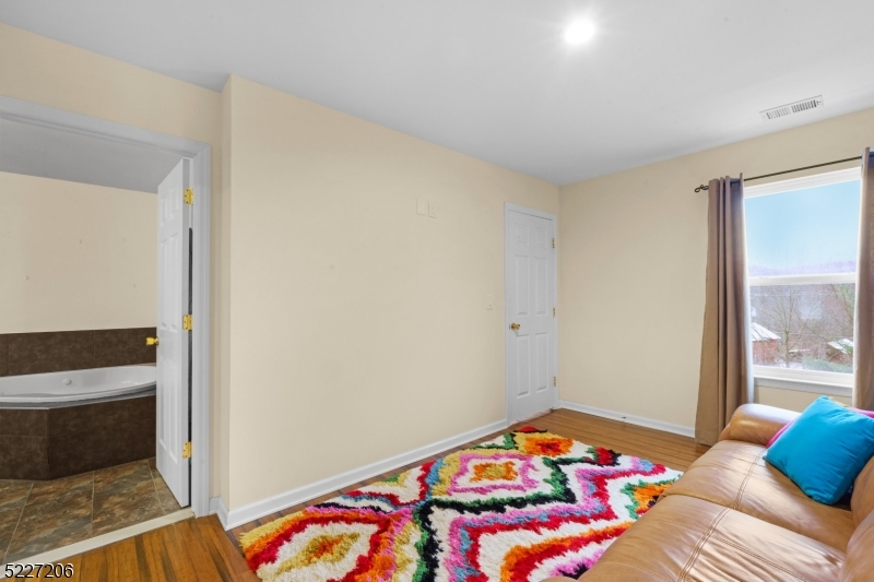 Washington Meadows - Residential Lease