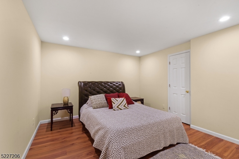 Washington Meadows - Residential Lease