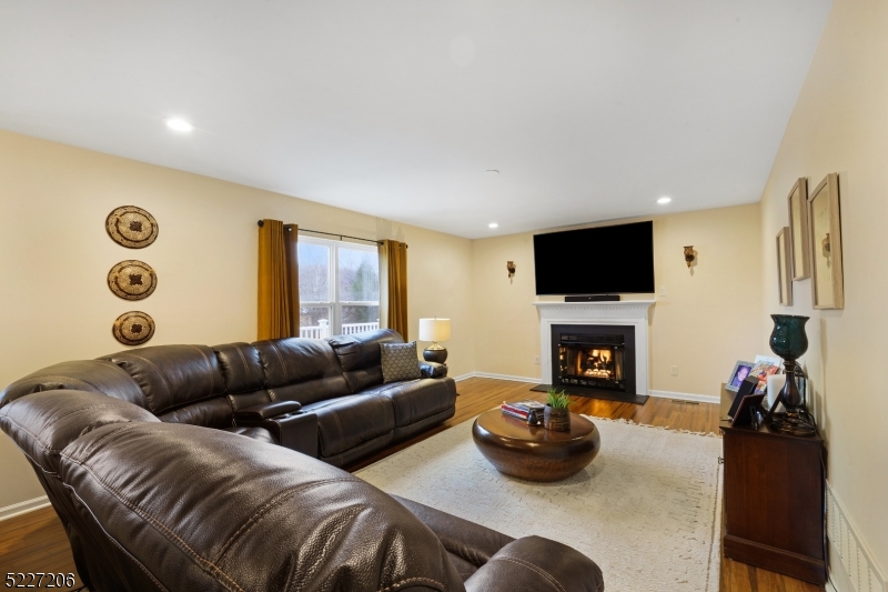 Washington Meadows - Residential Lease