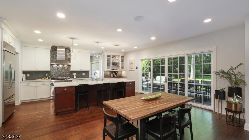 Stonehenge - Residential