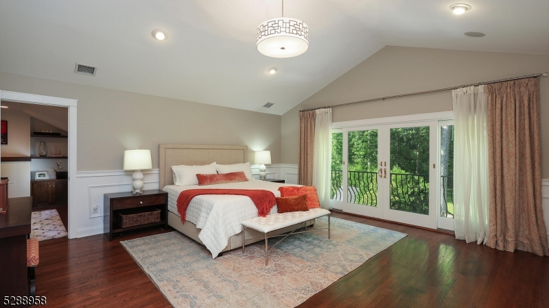 Stonehenge - Residential