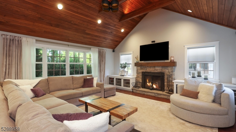 Stonehenge - Residential