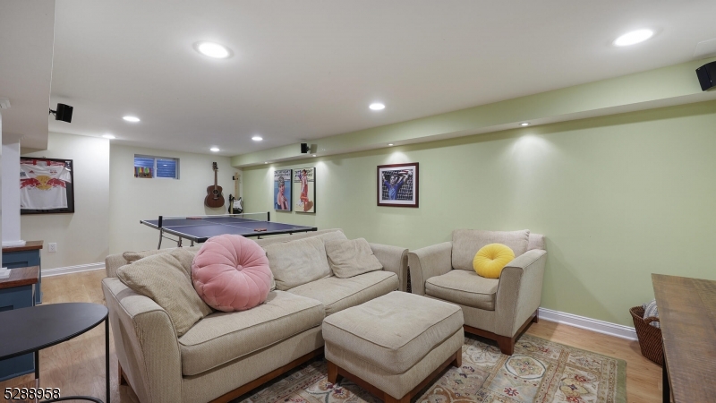 Stonehenge - Residential