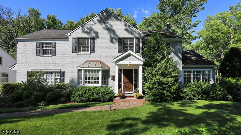 Stonehenge - Residential