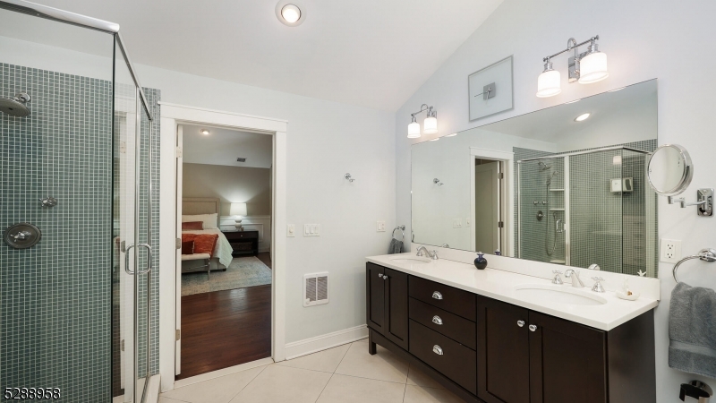 Stonehenge - Residential