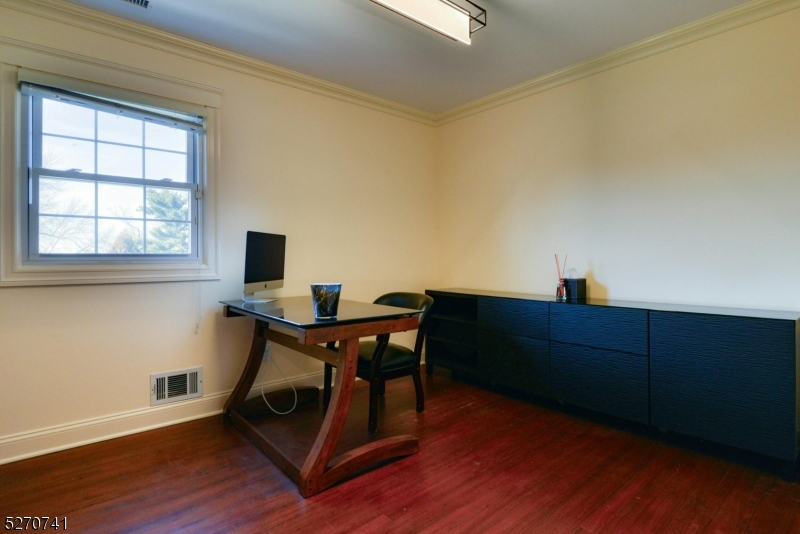 Riker Hill - Residential