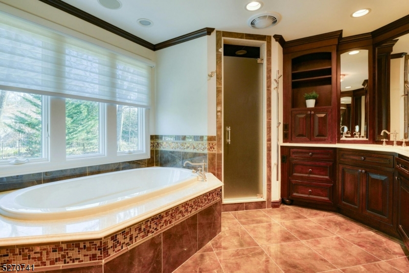 Riker Hill - Residential