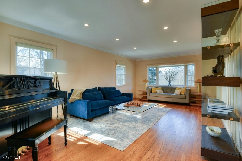 Riker Hill - Residential