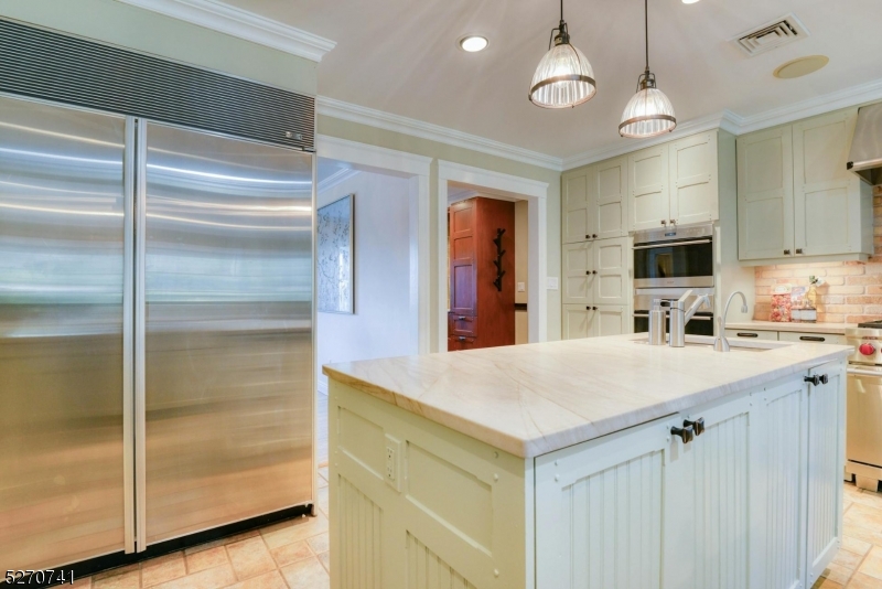 Riker Hill - Residential