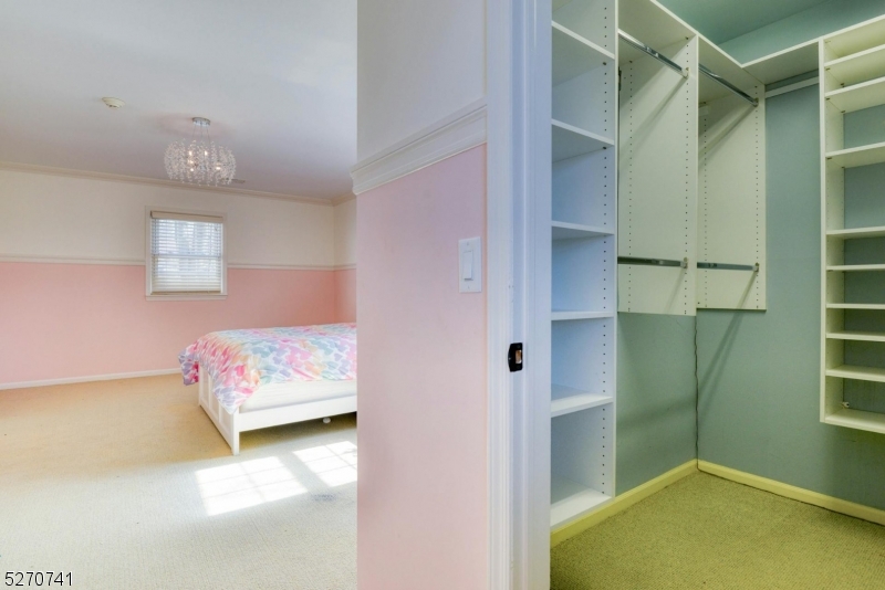 Riker Hill - Residential