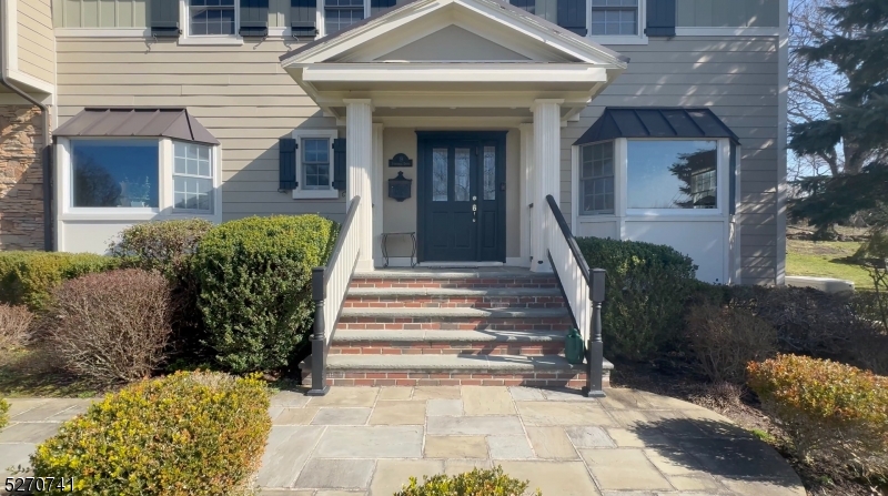 Riker Hill - Residential