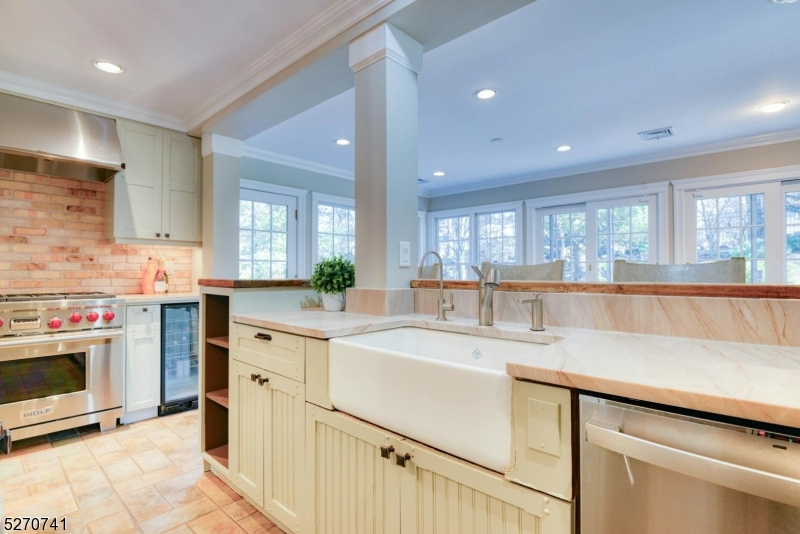 Riker Hill - Residential