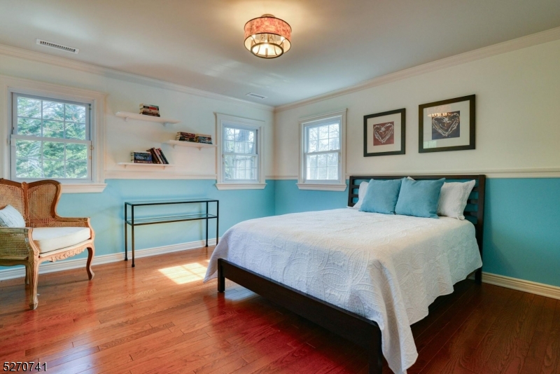 Riker Hill - Residential