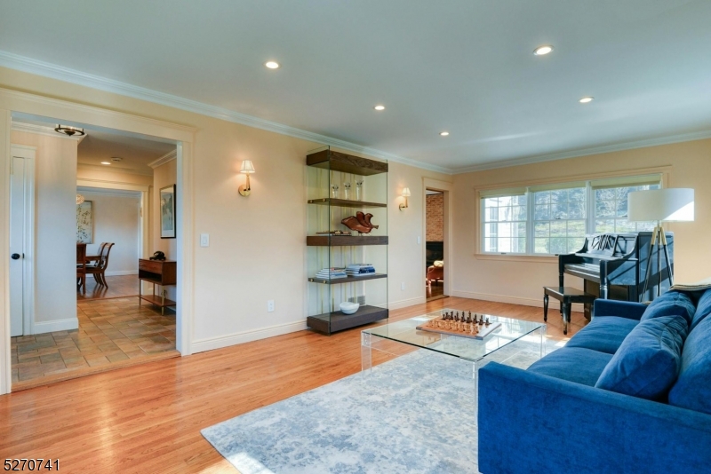 Riker Hill - Residential