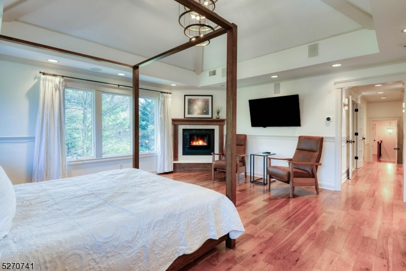 Riker Hill - Residential