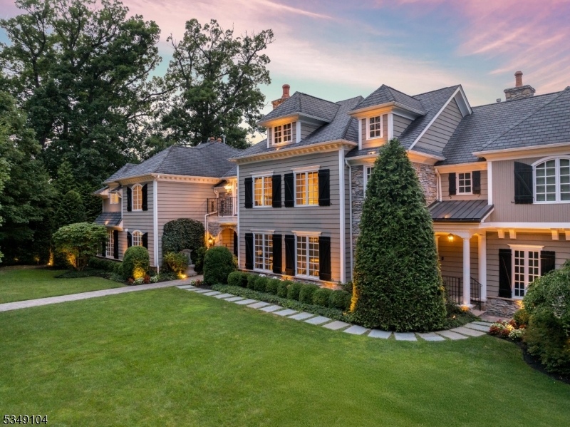 DEERFIELD - Residential Lease