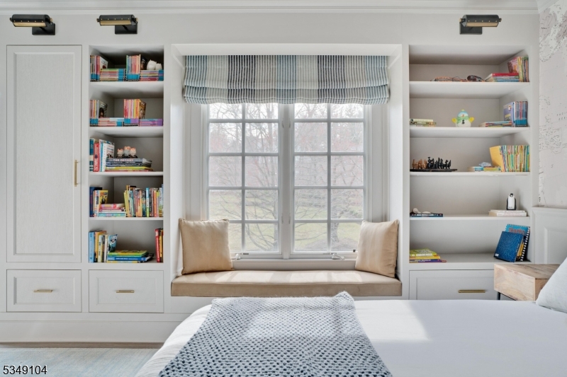 DEERFIELD - Residential Lease
