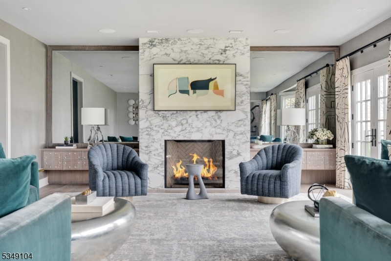 DEERFIELD - Residential Lease