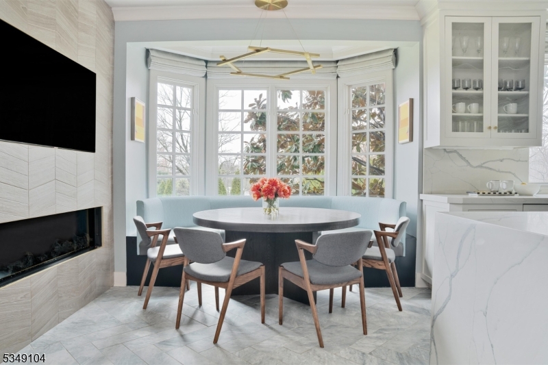 DEERFIELD - Residential Lease