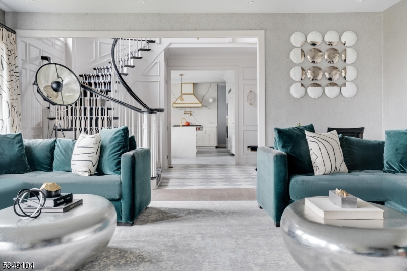 DEERFIELD - Residential Lease