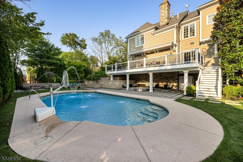 DEERFIELD - Residential Lease