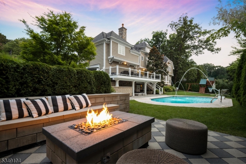 DEERFIELD - Residential Lease