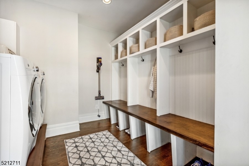 Watchung Plaza - Residential